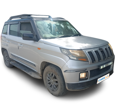 Mahindra TUV300-img